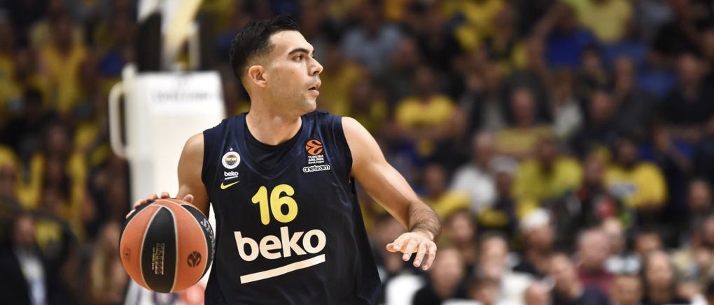 “There is extra motivation as Maccabi beat us in Israel“ Kostas Sloukas Fenerbahce’s star guard tells The Sports Rabbi ahead of Friday’s Euroleague clash in Turkey