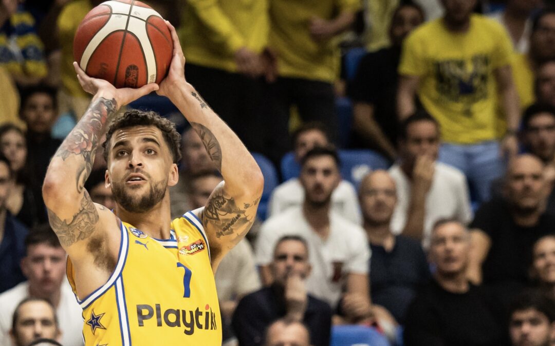 Maccabi gets by Hapoel 100-88 in Tel Aviv Derby quarterfinal game one