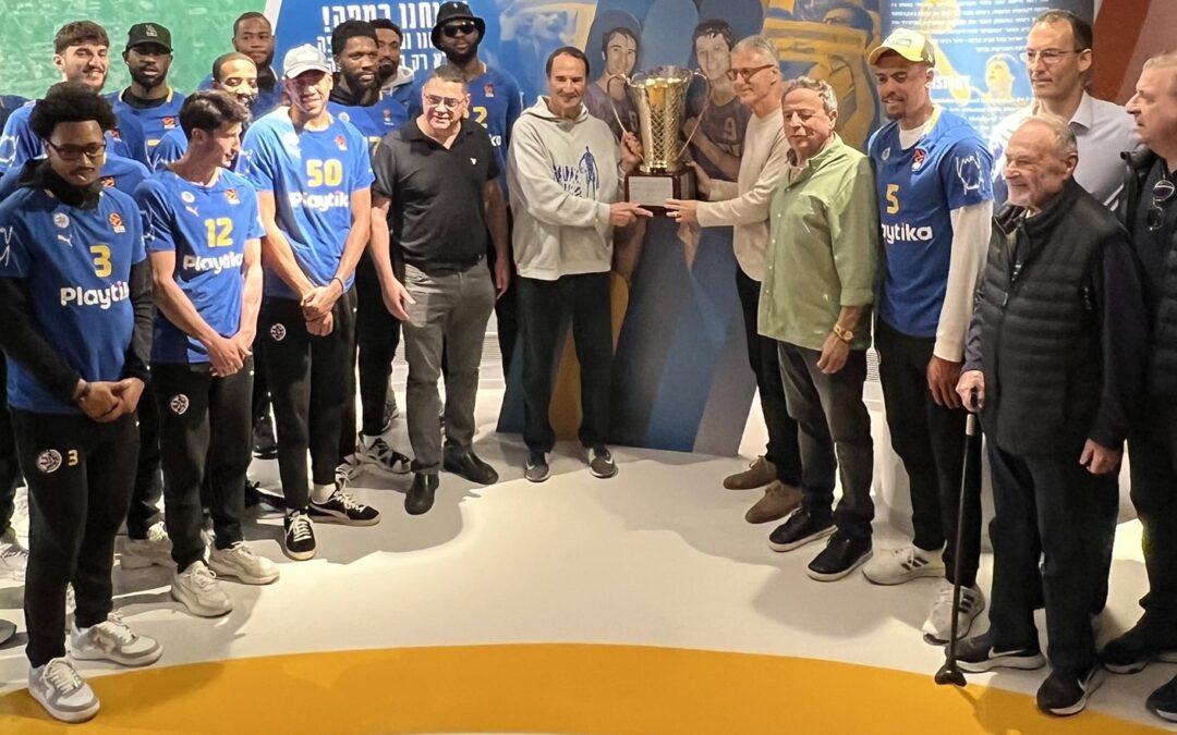 “Thank you from the bottom of my heart” David Blatt, Maccabi Tel Aviv visit Jewish Sports Museum