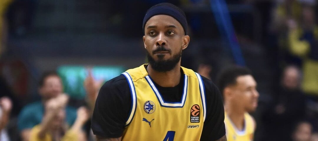 Maccabi closes in on playoffs, Israel’s disastrous Euro start + Where is Eran Zahavi on Episode #385