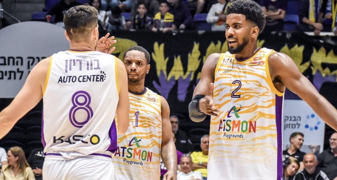 Holon overwhelms Galil Elyon to take 1-0 series lead