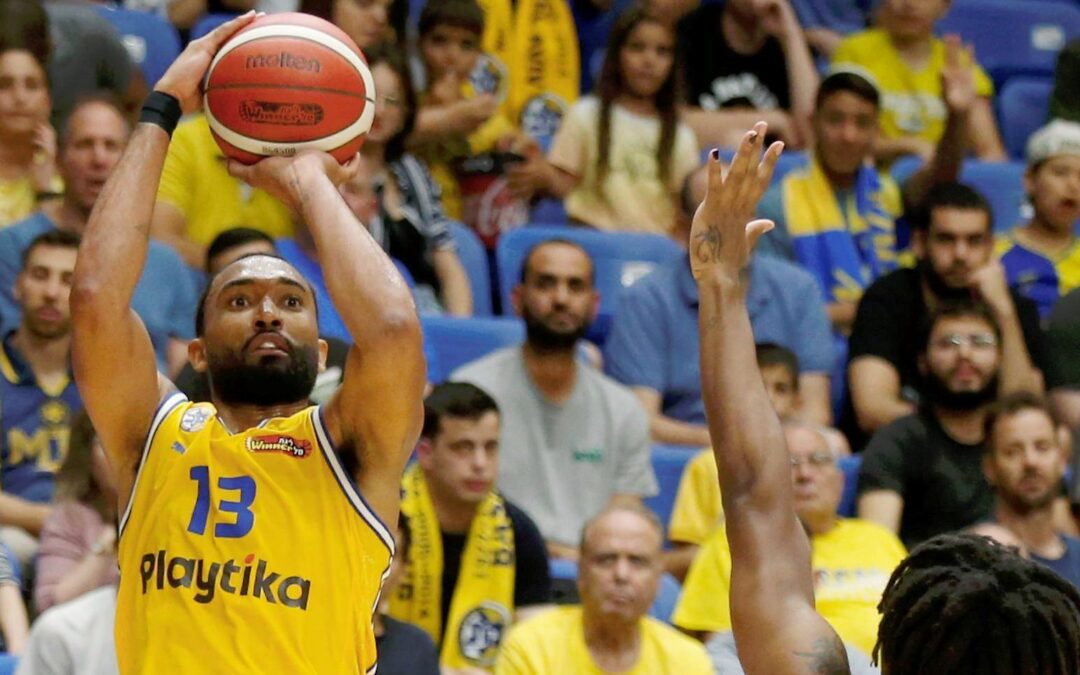 Israeli Playoffs offer surprises: Hilliard, Ginat, Harris all help their teams take 1-0 leads