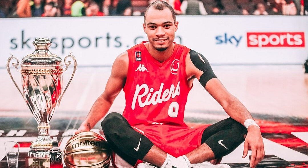 Back2Back MVP: Who is Hapoel Beer Sheva’s new floor general Geno Crandall