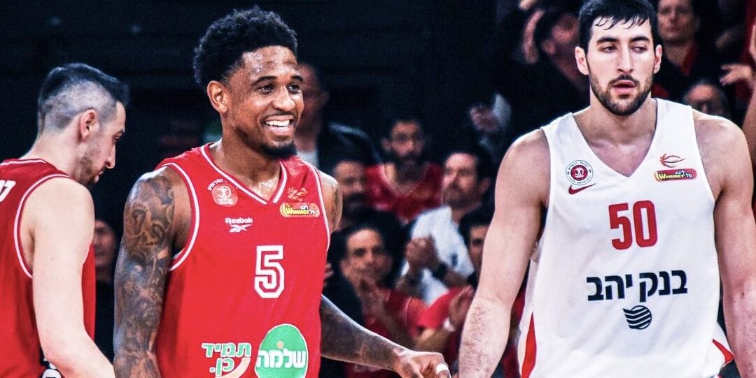 Solid Gold: Big shots, ejections, drama as Hapoel Tel Aviv & Hapoel Jerusalem put on a show for Israeli hoops aficionados