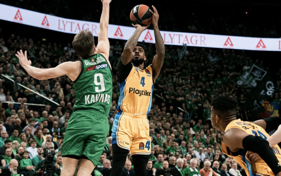 Maccabi Tel Aviv downs Zalgiris, moves to 10-7 midway through Euroleague season