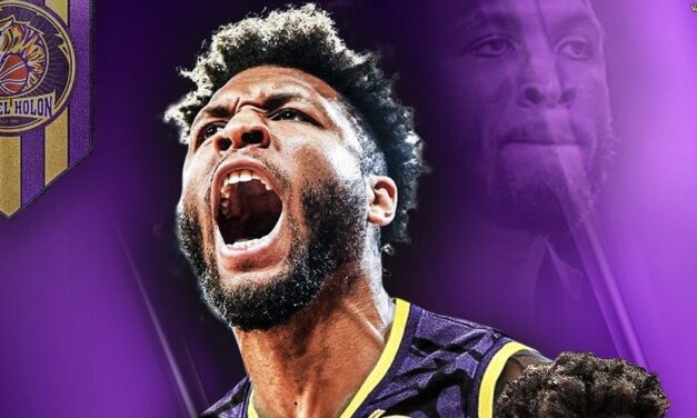 טוד ווית'רס חתם בהפועל חולון