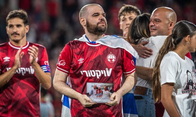 Hapoel Beer Sheva blanks Maccabi Bnei Reineh as former hostage Eitan Horn is celebrated upon his return to Turner Stadium