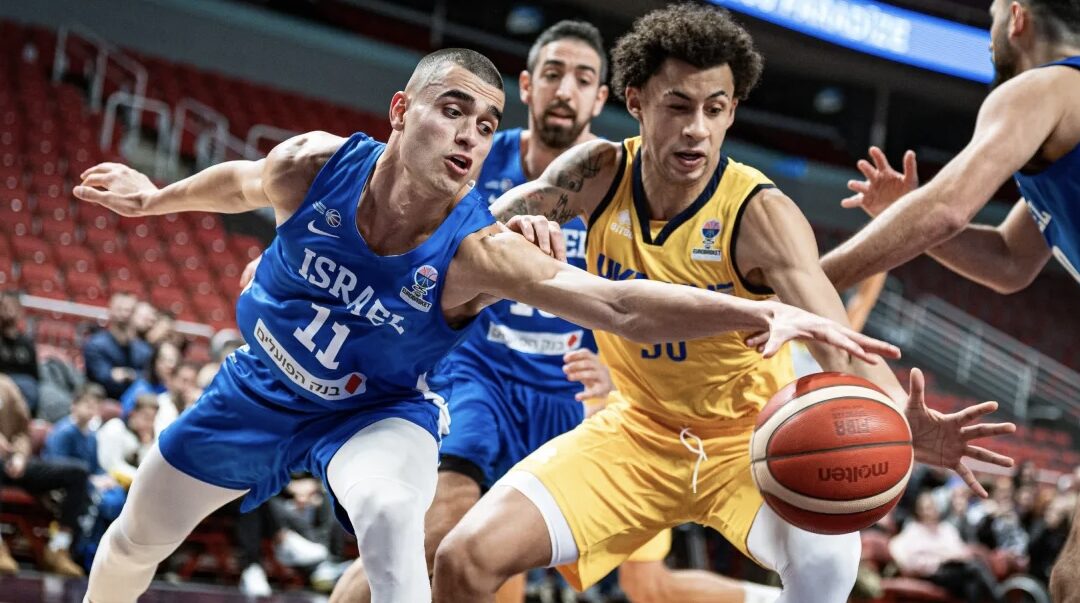 סיפור חייו, ההפיכה לילד פלא והמאמן המוכר שמנסה להציל לו את הקריירה: על כוכב שלאסק ורוצלאב