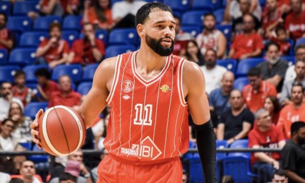 לפי מישקו רזנטוביץ': טיילר אניס ממשיך בהפועל תל אביב. ינאי אישר