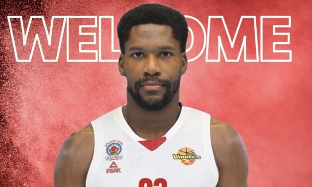 השחקן המבוגר בליגת העל עובר קבוצה