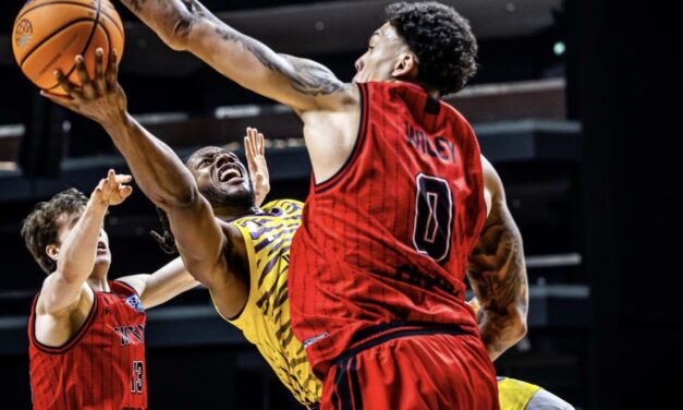 הפועל חולון הובסה 106:81 מול ריטאס וילנה