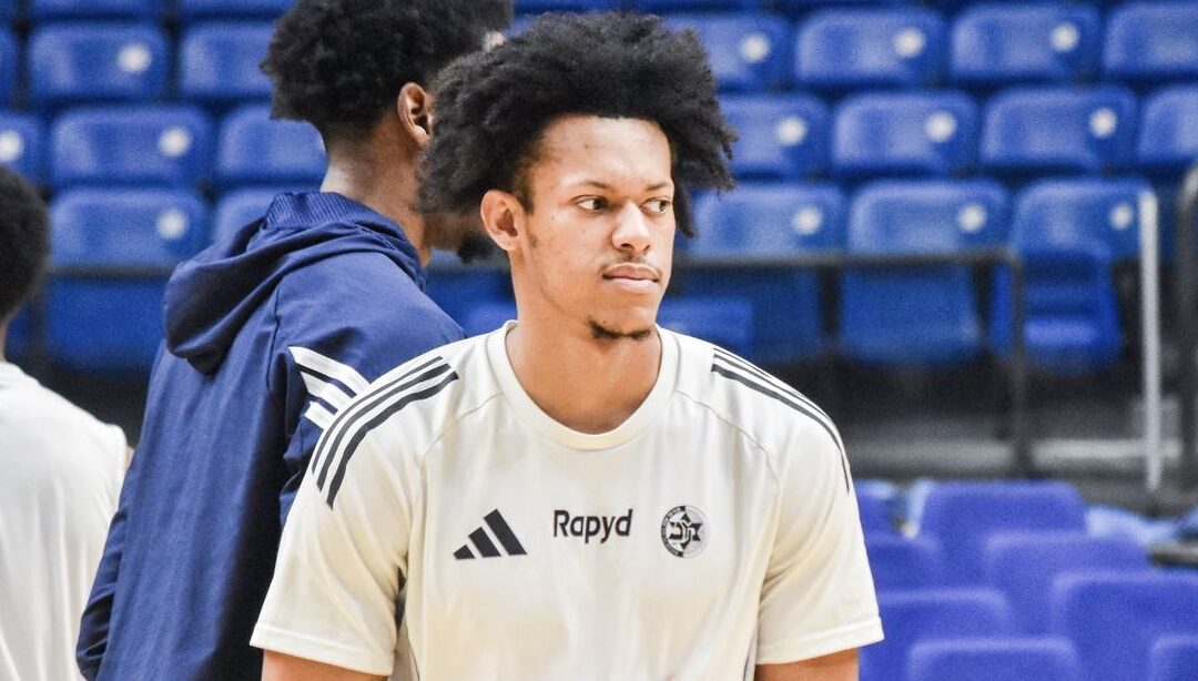 Stay vocal, be a point guard and leader on the court: Jeff Dowtin makes his Maccabi Tel Aviv home Euroleague debut as PAO awaits