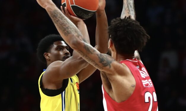 Maccabi Tel Aviv falls to Olympiacos 100-93