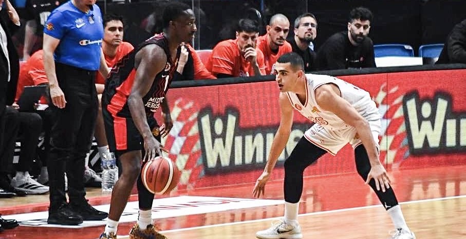 No secrets at Hapoel Jerusalem, but Hapoel Tel Aviv heads to the point of no return