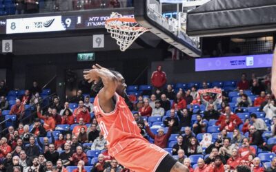 הפועל ת״א הביסה 62:91 את ר״ג, והגיעה לציון דרך מרשים