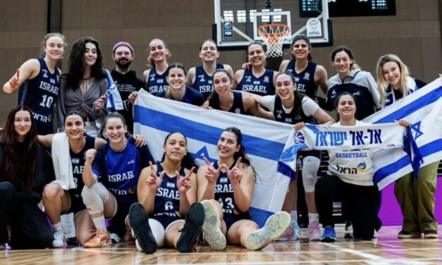 מושלמות: נבחרת ישראל חתמה שלב בתים ללא הפסד אחרי 54:90 על אירלנד