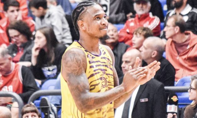 בעקבות המצב הביטחוני: אקסבייר מנפורד עוזב את הפועל חולון