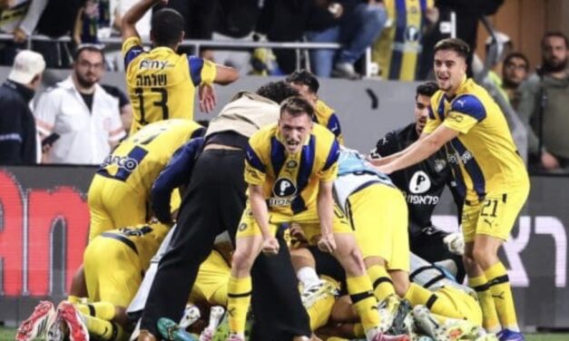 Maccabi Tel Aviv defeat Hapoel Beer Sheva at the final whistle, join title race