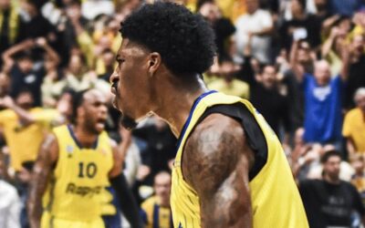 קלארק סובל מדלקת בברכו, בספק לדרבי