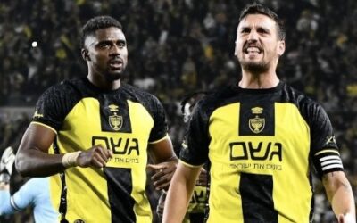 Beitar Jerusalem blank Maccabi Haifa 3-0 to keep pace with Beer Sheva, Maccabi downs Hapoel 1-0 in Tel Aviv Derby