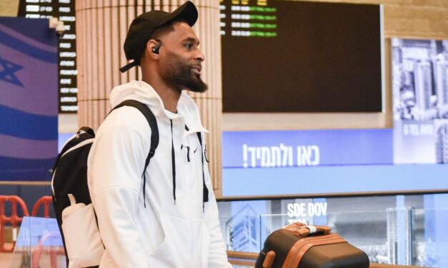 סל על הבאזר: 93:95 ונתונים משוגעים לחולון מול רעננה