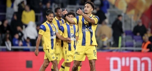 Maccabi Tel Aviv pounds Hapoel Petach Tikva as Asante bags brace
