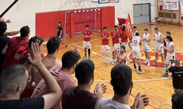 זה פלייאוף: קבוצת הכדורסל שרוצה לשחזר את ההישג של הכדורגל