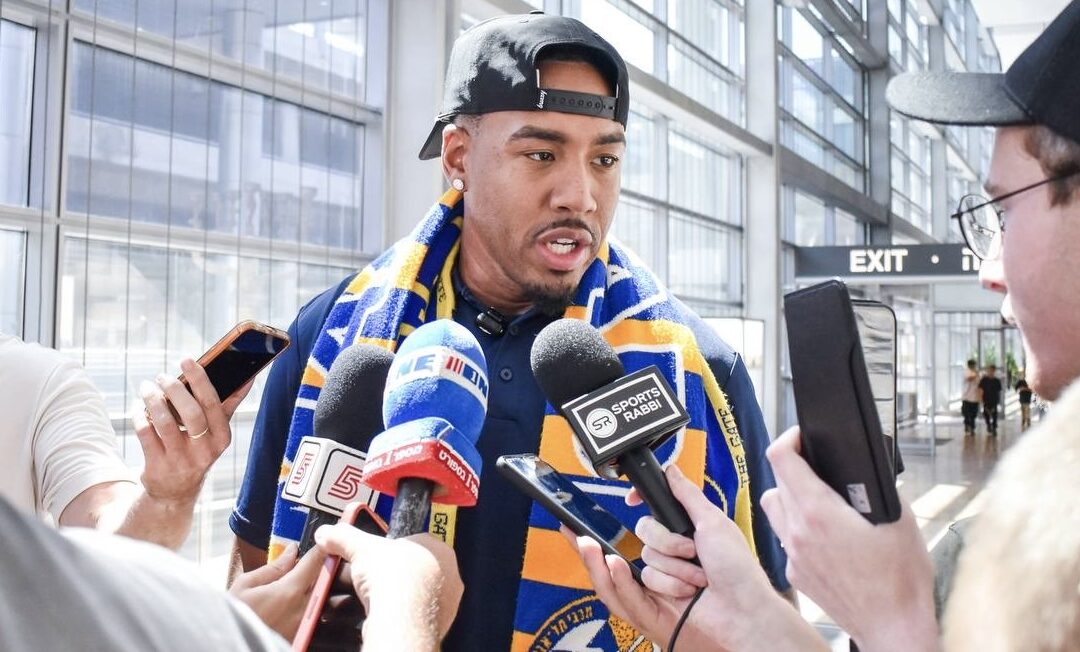 Winning the Euroleague: That’s the goal! Bonzie Colson welcomed back to Israel by Maccabi Tel Aviv fans