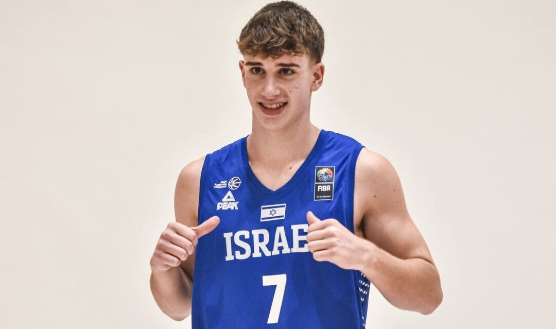 בשביל סבא, סבא רבא וסבתא רבתא: סגירת המעגל המרגשת של עומר צבי