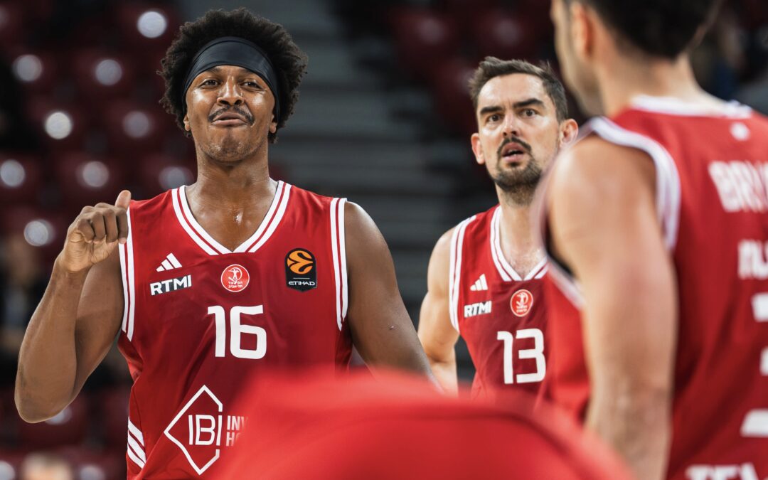 Hapoel Tel Aviv Holds Off Real Madrid 102-98 to Complete Double-Week Sweep