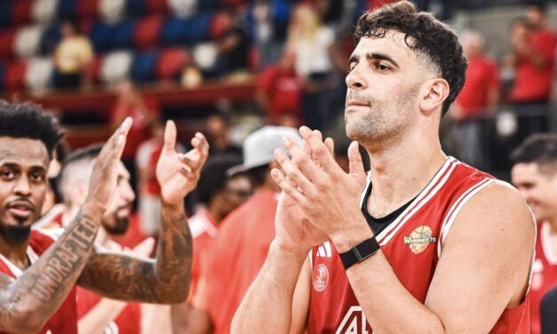 המונולוג של איטודיס, גינת על הכניסה לטופ 100 הקלעים, וקציר על השילוב עם הנערים