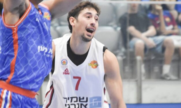 מושקוביץ להט, גליל עליון ניצחה בבית 101:104 את ר"ג