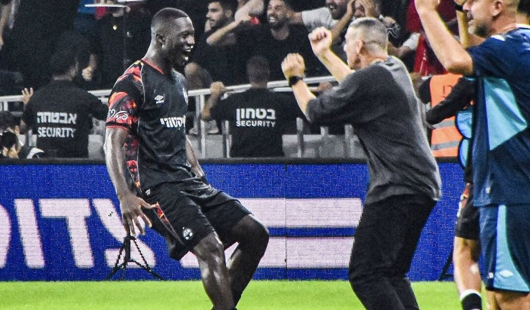 Hapoel Beer Sheva Rout Maccabi Haifa 5-2 in Second-Half Onslaught